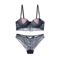Set lingerie in pizzo grigio scuro con reggiseno push-up e slip abbinati su bianco - 75B / Blu
