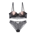 Completo intimo sexy in pizzo nero con reggiseno push-up e slip abbinati per donna - 80C / Nero