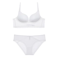 White seamless wireless bra set with elegant scallop lace trim and matching briefs - 80A / White