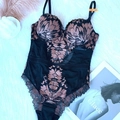 Sexy Body aus schwarzer Spitze mit floraler Bestickung und Bügel-Cups für Damen - 70B / Gold