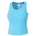 Vue détaillée du débardeur de sport bleu ciel côtelé avec étiquette et texture élastique - Bleu clair