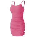 Abito bodycon a costine rosa con spalline sottili e dettagli arricciati sui lati - M / Rosa Rosso