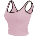 Detail van roze yoga tanktop met bruine contrasterende bies en geribbelde textuur - S / Roze Koffie