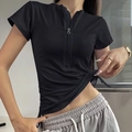 Top da yoga nero slim fit con mezza zip scollo a V e coulisse laterali regolabili - Nero
