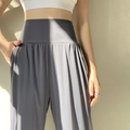 Pantaloni yoga larghi a vita alta grigio scuro in tessuto traspirante ad asciugatura rapida - S / Grigio
