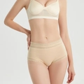 Bragas de seda de talle alto con encaje y sujetador sin aros a juego en color beige - M / Color Piel