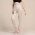 Leggings termici in seta da donna in beige, con vestibilità slim ed elastico in vita - M / Beige