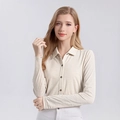 Chemise beige en laine d'Australie pour femme avec manches longues et col classique - XL / Hauts / Poche zippée