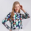 Damen Seidenbluse mit lebhaftem abstraktem Print und elegantem Rüschen-Stehkragen-Design - XL / Muster Nr. 659 (Abstrakter Kunstdruck)