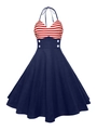 Dettaglio del corpetto allacciato al collo a righe rosse con bottoni bianchi su abito - S / Blu Navy con Strisce Rosse e Bianche