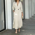 Abito a camicia beige con scollo a V, maniche lunghe e spacchi laterali da donna - Taglia S / Beige