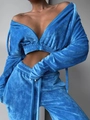 Elegant blue velvet tracksuit for women featuring a cropped zip-up hoodie and joggers - S / Blue