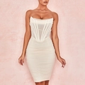 Mouwenloze ivoren mesh corsetjurk met visgraatstructuur en gerimpelde bodycon rok - M / Wit