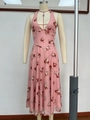 Abito lungo floreale rosa con allacciatura al collo e scollo a V in chiffon elegante - S / Rosa