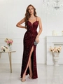 Detalle del vestido de noche burdeos con lentejuelas, cuello en V y abertura lateral alta - S / Burdeos