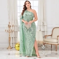 Salbeigrünes One-Shoulder Abendkleid in Übergröße mit glitzernden Pailletten und Beinschlitz - 0XL / Minzgrün