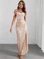 Elegantes Abendkleid mit Pailletten in Champagner, rückenfrei und mit hohem Schlitz - S / Champagner