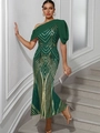 Détail d'une robe de soirée à paillettes à une épaule avec volants plissés verts - S / Vert Armée Or
