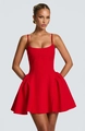 Detalle de vestido mini rojo sin espalda con falda plisada abullonada y ajustada - S / Rojo