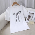 Wit katoenen T-shirt met korte mouwen, zwarte strikprint en een klassieke ronde hals - S / Wit