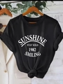 Damen T-Shirt in Schwarz mit weißem Retro-Print und stilvollem Knotendetail am Saum - S / Schwarz