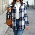 Blau-weiß karierte Flanelljacke mit Pattentaschen und Knöpfen für den Herbststil - S / Grüner Kaffee