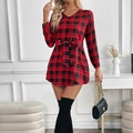 Elegante abito a quadri rossi e neri a maniche lunghe con cintura e scollo a V - S / Rosso