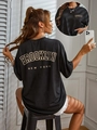 Black oversized t-shirt with Brooklyn New York print and casual drop shoulder design - S / Black