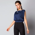 Elegante blusa de satén azul oscuro sin mangas con cuello redondo y cintura ceñida - S / Azul Marino
