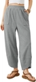 Graue High-Waist-Hose mit weitem Bein, Taschen und geschwungenem Saum für Damen im Sommerstil - S / Hellgrau