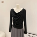 Haut moulant noir à manches longues pour femmes avec col bénitier élégant en maille - S / Noir