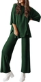 Detail von dunkelgrünem Kurzarm-Oberteil und weit geschnittener Hose im Loungewear-Set - XS / Dunkelgrün