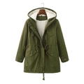 Parka con cappuccio verde militare da donna con calda fodera in pile bianco e coulisse - S / Verde