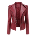 Dames slim fit bikerjack van donkerrood kunstleer met asymmetrische rits en reverskraag - S / Bordeauxrood