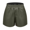Detail von dunkelgrünen PU-Leder-Shorts mit hoher Taille, Gummibund und Mittelnaht - S / Armeegrün