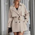 Klassischer beige zweireihiger Trenchcoat mit Gürtel und verstellbaren Manschetten - S / Aprikose
