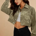 Damen Cordjacke in Salbeigrün, kurz geschnitten, mit langen Ärmeln und Brusttaschen - S / Armeegrün