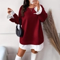 Felpa bordeaux oversize girocollo con polsini e fondo in camicia bianca a strati - L / Rosso