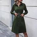 Elegantes olivgrünes Langarm-Hemdblusenkleid mit Reverskragen und Taillengürtel für Damen - S / Grün