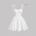 Mini abito bianco senza maniche con spalline sottili e dettagli di fiocchi eleganti - XS / Bianco
