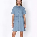 Robe en jean bleu clair à manches courtes avec col boutonné et jupe évasée à taille haute - S / Bleu