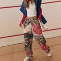 Vue détaillée de l'imprimé floral abstrait sur le pantalon décontracté coupe droite - S / Comme indiqué