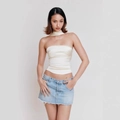 Haut tube en satin crème moulant avec tour de cou assorti et jupe en jean taille basse - S / Blanc