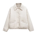 Damen Steppjacke in Cremeweiß mit Reverskragen und Druckknöpfen im modernen Stil - XS / Milchweiß