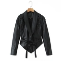 Giacca da donna in pelle PU nera con maniche stringate e orlo asimmetrico moderno - XS / Nero