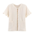 Dettaglio cardigan in maglia crema con bottoni dorati e maniche con volant - S / Top Beige