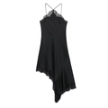 Elegante abito in raso nero con pizzo raffinato e orlo a sirena asimmetrico moderno - XS / Nero