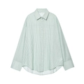 Dettaglio del colletto della camicia a righe verde chiaro con etichetta taglia S - XS / Top / Verde
