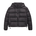 Détail d'une veste matelassée noire à capuche avec fermetures éclair et cordons réglables - XS / Noir