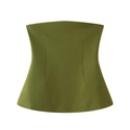 Detalle de las costuras estructuradas y la tela verde oliva en el top bandeau Y2K - XS / verde oliva